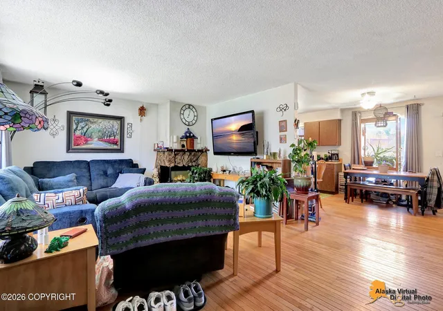 Photo 3 of Single family home for sale at 8410 Dagan St, Anchorage, AK 99502 | MLS# 26-8185 | Listing updated on 2026-10-08