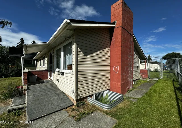 Photo 3 of Sale Pending at 109 E Harvard Ave, Anchorage, AK 99501 | MLS# 26-8014 | Listing updated on 2026-09-11