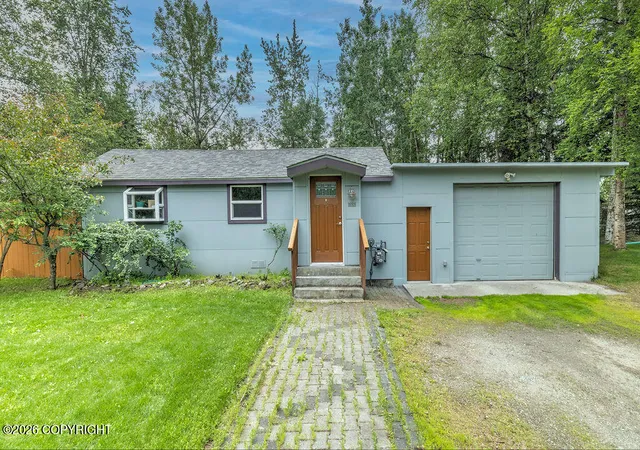 Photo 3 of Single family home for sale at 16518 Carla St, Eagle River, AK 99577 | MLS# 26-8218 | Listing updated on 2026-09-23