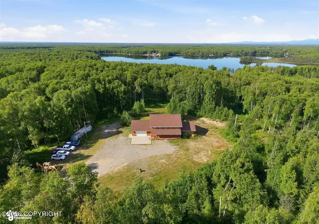 Photo 1 of Single family home for sale at 26475 W Crystal Lake Rd, Willow, AK 99688 | MLS# 26-9637 | Listing updated on 2026-08-04