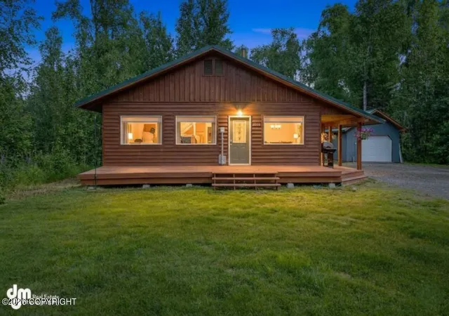 Homes for sale in Talkeetna, AK | 14583 E Erin Cir, Talkeetna, AK 99676 | MLS# 26-8090