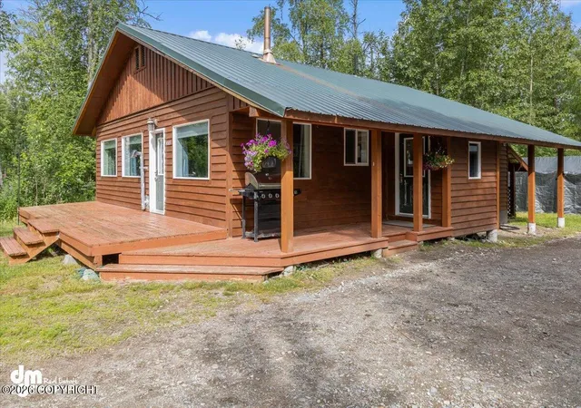 Homes for sale in Talkeetna, AK | 14583 E Erin Cir, Talkeetna, AK 99676 | MLS# 26-8090