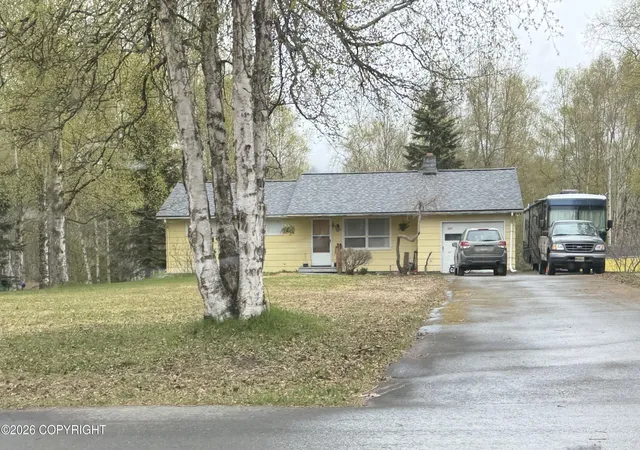Photo 1 of Single family home for sale at 3225 Baxter Rd, Anchorage, AK 99504 | MLS# 26-9684 | Listing updated on 2026-09-08