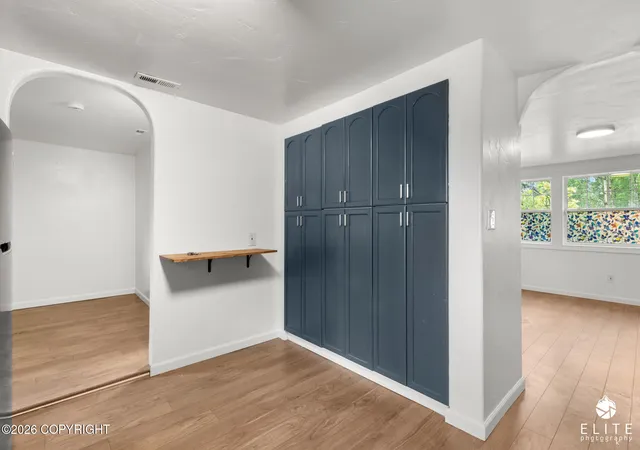 Photo 5 of Sale Pending at 2611 Lake Otis Pkwy, Anchorage, AK 99508 | MLS# 26-8821 | Listing updated on 2026-08-20