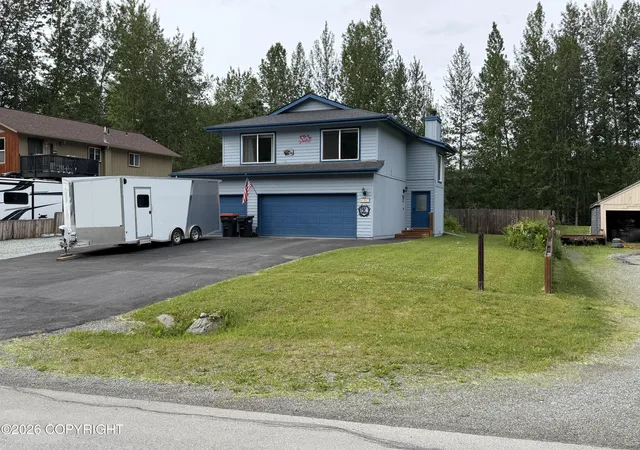 Photo 5 of Sale Pending at 17517 N Juanita Loop, Eagle River, AK 99577 | MLS# 26-8896 | Listing updated on 2026-09-05