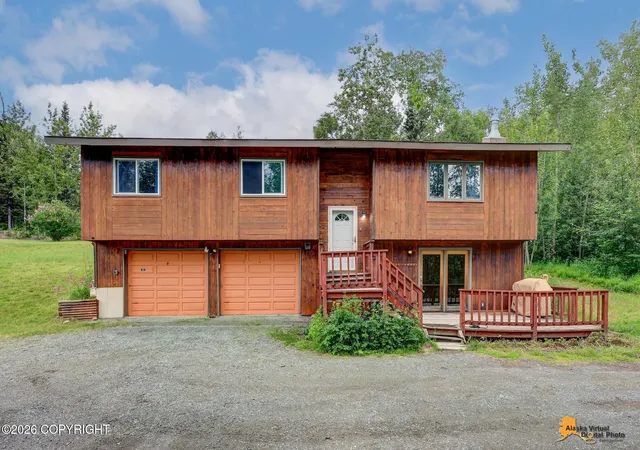 Homes for sale in Palmer, AK | 7585 E Rawhide Ln, Palmer, AK 99645 | MLS# 26-8137