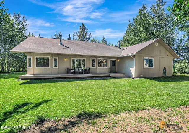 Homes for sale in Palmer, AK | 967 S Caulkins St, Palmer, AK 99645 | MLS# 26-8073