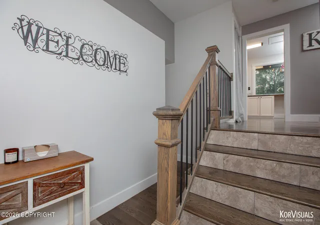 Photo 2 of Sale Pending at 1151 N Leatherleaf Loop, Wasilla, AK 99654 | MLS# 26-8114 | Listing updated on 2026-08-05