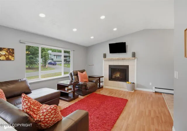 4th image of 19822 First St, Eagle River, AK 99577 | MLS# 26-8104
