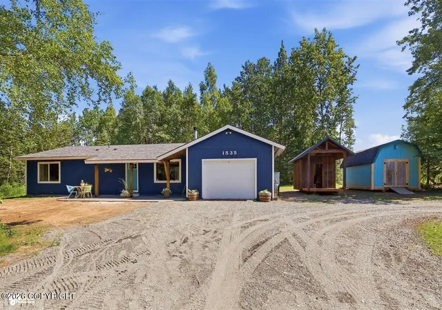 3rd image of 1535 Kittiwake Ct, Kenai, AK 99611 | MLS# 26-8301