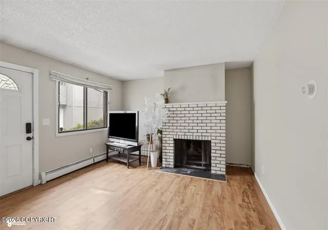 Homes for sale in Anchorage, AK | 6222 E 12Th Ave #D3, Anchorage, AK 99504 | MLS# 26-8120