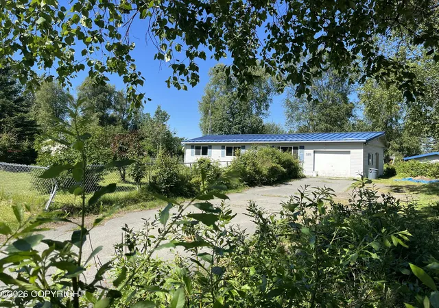 Single family home for sale at 328 W Riverview Ave, Soldotna, AK 99669 | MLS# 26-8308