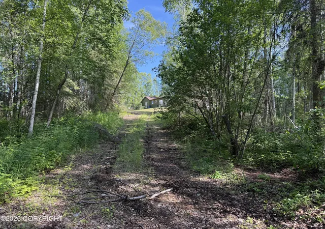 Homes for sale in Big Lake, AK | 19462 W Susitna Pkwy, Big Lake, AK 99652 | MLS# 26-8309