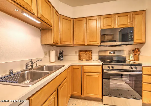 4th image of 103 W 22Nd Ave #604, Anchorage, AK 99503 | MLS# 26-8499