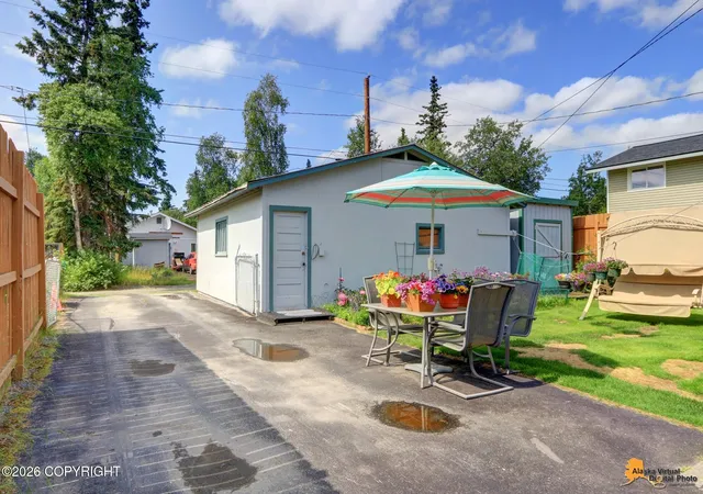 Photo 4 of Single family home for sale at 732 N Bliss St, Anchorage, AK 99508 | MLS# 26-8264 | Listing updated on 2026-08-17