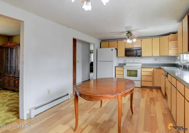 Photo 5 of Single family home for sale at 732 N Bliss St, Anchorage, AK 99508 | MLS# 26-8264 | Listing updated on 2026-08-17