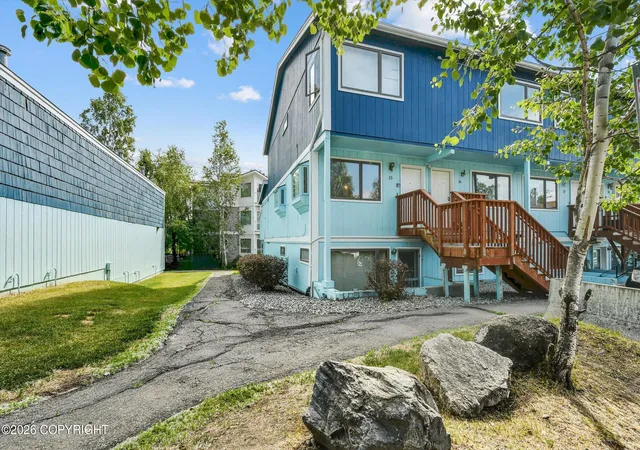 Homes for sale in Anchorage, AK | 1265 Norman St #16, Anchorage, AK 99504 | MLS# 26-8291