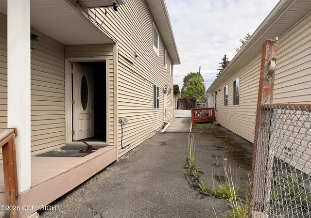 Photo 29 of Single family home for sale at 285 Flower St, Anchorage, AK 99508 | MLS# 26-8467 | Listing updated on 2026-09-01
