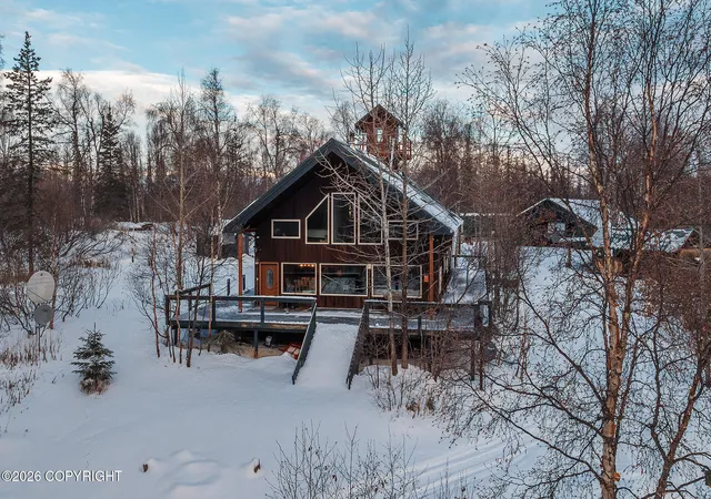 Homes for sale in Remote, AK | 29161 N Parks Hwy, Remote, AK 99683 | MLS# 26-8281