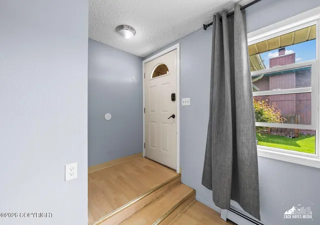 Homes for sale in Anchorage, AK | 4143 Vance Dr #7, Anchorage, AK 99508 | MLS# 26-8346