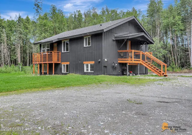Photo 1 of Single family home for sale at 1100 N Retreat Ave, Palmer, AK 99645 | MLS# 26-9285 | Listing updated on 2026-09-12