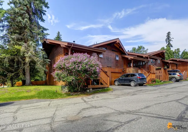 Homes for sale in Anchorage, AK | 261 Dailey Ave #1, Anchorage, AK 99515 | MLS# 26-8319