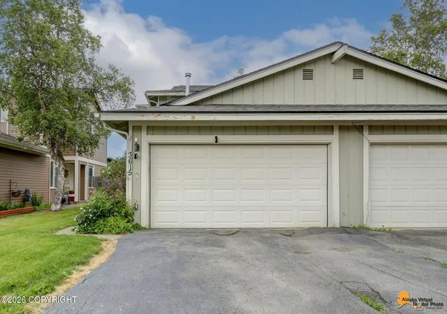 Photo 2 of Single family home for sale at 3615 Alamosa Dr, Anchorage, AK 99502 | MLS# 26-9125 | Listing updated on 2026-08-31