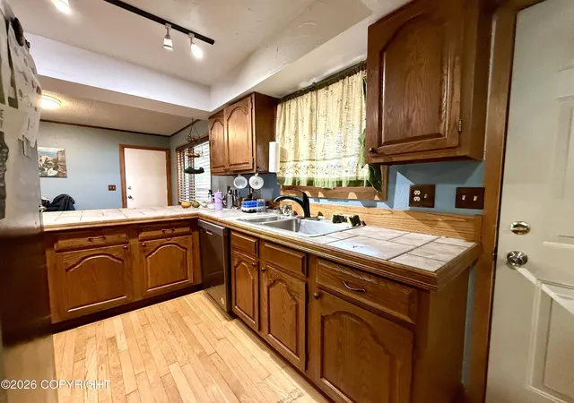 Photo 5 of Sale Pending at 8317 Seaview St, Anchorage, AK 99502 | MLS# 26-8510 | Listing updated on 2026-07-11