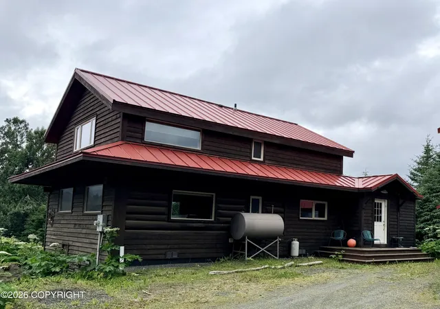 Photo 2 of Single family home for sale at 261 Shoreline Dr, Seldovia, AK 99663 | MLS# 26-9047 | Listing updated on 2026-09-15