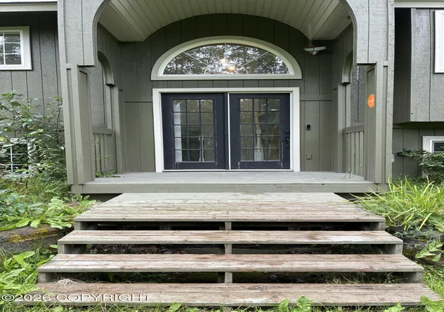 Photo 3 of Single family home for sale at 1950 N Cottonwood Loop, Wasilla, AK 99654 | MLS# 26-10801 | Listing updated on 2026-09-01