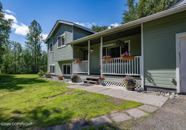 Photo 2 of Sale Pending at 2268 S Amherst Ct, Palmer, AK 99645 | MLS# 26-8515 | Listing updated on 2026-07-15