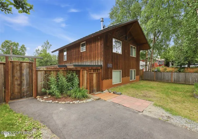 1st image of 833 W 20th Ave, Anchorage, AK 99503 | MLS# 26-8536