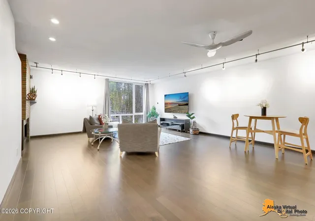 Photo 5 of Condo for sale at 5201 E Northern Lights Blvd #5W, Anchorage, AK 99508 | MLS# 26-8549 | Listing updated on 2026-08-29