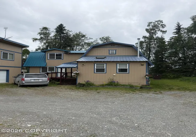 Photo 3 of Single family home for sale at 33452 Johnson Dr, Soldotna, AK 99669 | MLS# 26-8546 | Listing updated on 2026-07-14