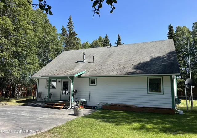 Photo 2 of Single family home for sale at 43365 Kenai Spur Hwy, Kenai, AK 99611 | MLS# 26-8548 | Listing updated on 2026-07-15