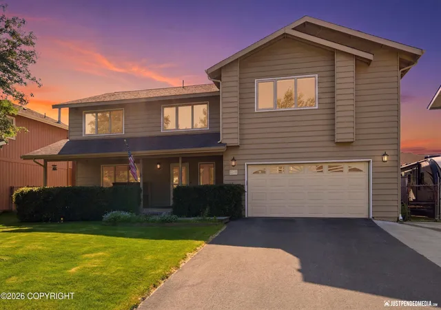 Photo 1 of Single family home for sale at 2310 Yorkshire Ln, Anchorage, AK 99504 | MLS# 26-8576 | Listing updated on 2026-07-27