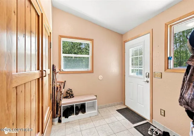 Photo 3 of Sale Pending at 2650 N Snowshoe Ln, Wasilla, AK 99654 | MLS# 26-8971 | Listing updated on 2026-08-01
