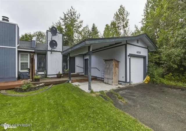 Photo 2 of Single family home for sale at 4010 Resurrection Dr, Anchorage, AK 99504 | MLS# 26-9083 | Listing updated on 2026-09-14