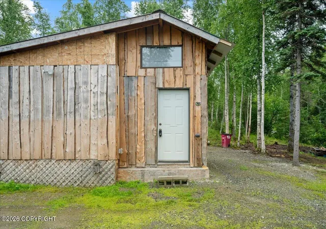 Photo 5 of Single family home for sale at 781 N Tammy Ln, Wasilla, AK 99623 | MLS# 26-8679 | Listing updated on 2026-08-27
