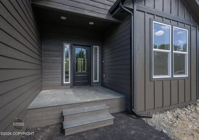 Photo 4 of Single family home for sale at 3081 W Kale Cir, Wasilla, AK 99623 | MLS# 26-9543 | Listing updated on 2026-09-08