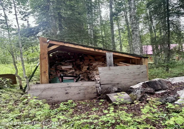 Photo 4 of Single family home for sale at 47068 S Merlin Dr, Willow, AK 99688 | MLS# 26-9136 | Listing updated on 2026-08-28