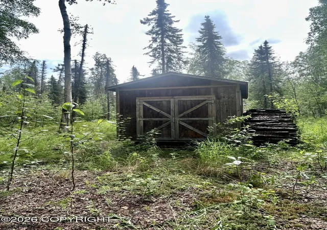 Photo 5 of Single family home for sale at 47068 S Merlin Dr, Willow, AK 99688 | MLS# 26-9136 | Listing updated on 2026-08-28