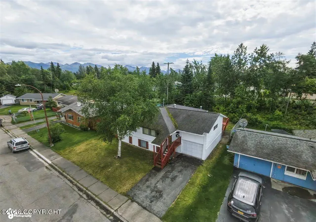 Photo 2 of Single family home for sale at 4256 Ross Ct, Anchorage, AK 99508 | MLS# 26-9087 | Listing updated on 2026-09-28