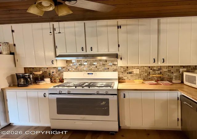 3rd image of 1317 Alaska Hwy, Tok, AK 99780 | MLS# 26-8744