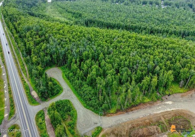 Photo 3 of Sale Pending at 7776 W Donna Marie Ln, Wasilla, AK 99623 | MLS# 26-8902 | Listing updated on 2026-10-05