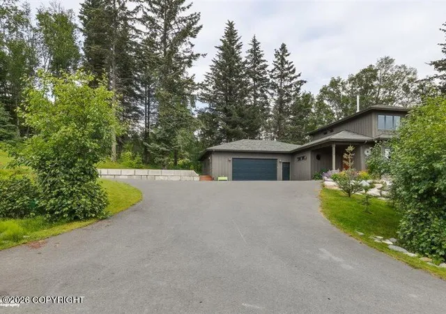 Photo 3 of Single family home for sale at 1530/1508 Candlelight Ct, Homer, AK 99603 | MLS# 26-9214 | Listing updated on 2026-09-25