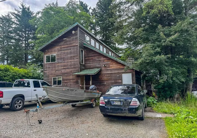 Photo 1 of Multi family home for sale at 805 Main St, Craig, AK 99921 | MLS# 26-8771 | Listing updated on 2026-09-01