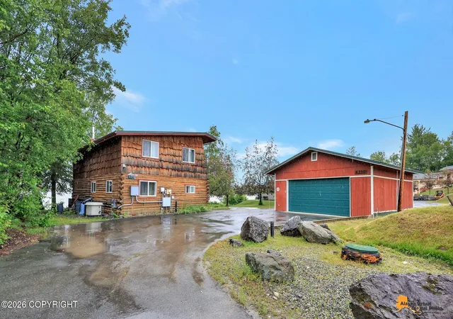 Photo 3 of Sale Pending at 4310 S Forecastle Ln, Big Lake, AK 99652 | MLS# 26-8786 | Listing updated on 2026-08-29