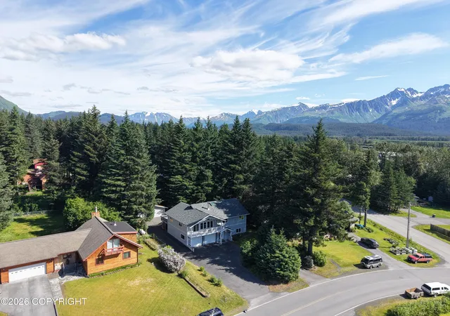 Photo 2 of Sale Pending at 218 Bluefield Dr, Seward, AK 99664 | MLS# 26-9460 | Listing updated on 2026-08-09