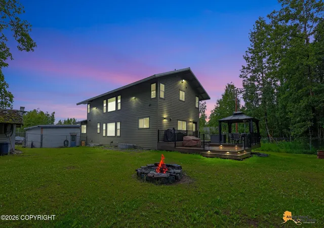 Photo 2 of Single family home for sale at 865 W Wilder Ave, Wasilla, AK 99654 | MLS# 26-9113 | Listing updated on 2026-08-27